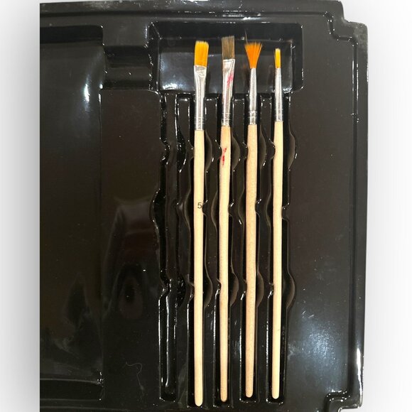 Vigorfun Deluxe Art Kit w Wooden Case and Easel w Strathmore Drawing Pad - Picture 15 of 16